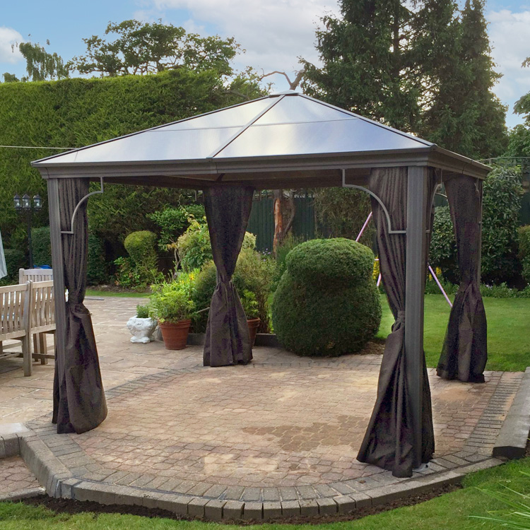 Polycarbonate Roof Pavilion Gazebo 2.5m x 2.5m (with Curtains