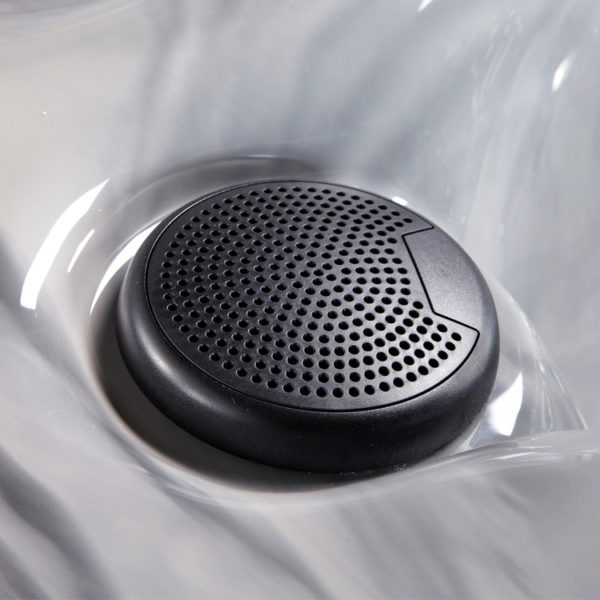 Oceania – Sydney Hot Tub - Image 11