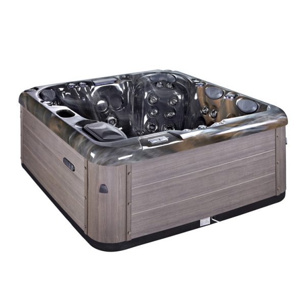 Oceania – Palm Cove Hot Tub - Image 3