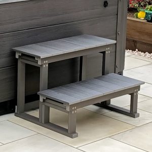 Oceania - Hot Tub / Spa Steps